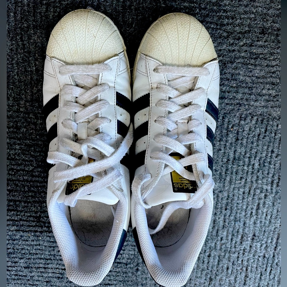 White/black Adidas Superstar